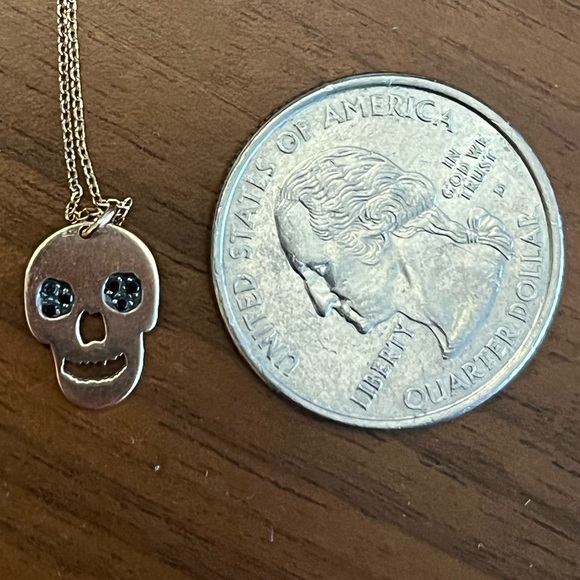 14K gold skull with black diamond eye necklace - Picture 6 of 6